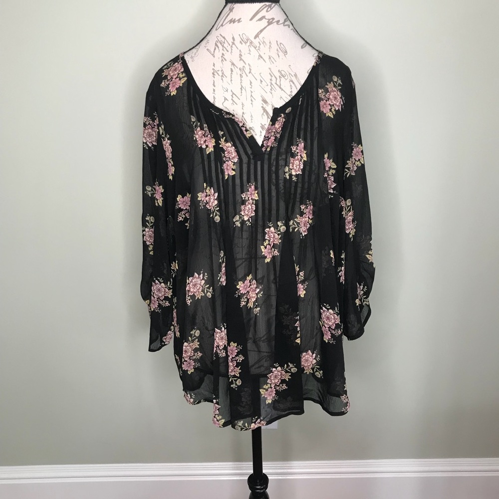Torrid size 2 plus size blouse